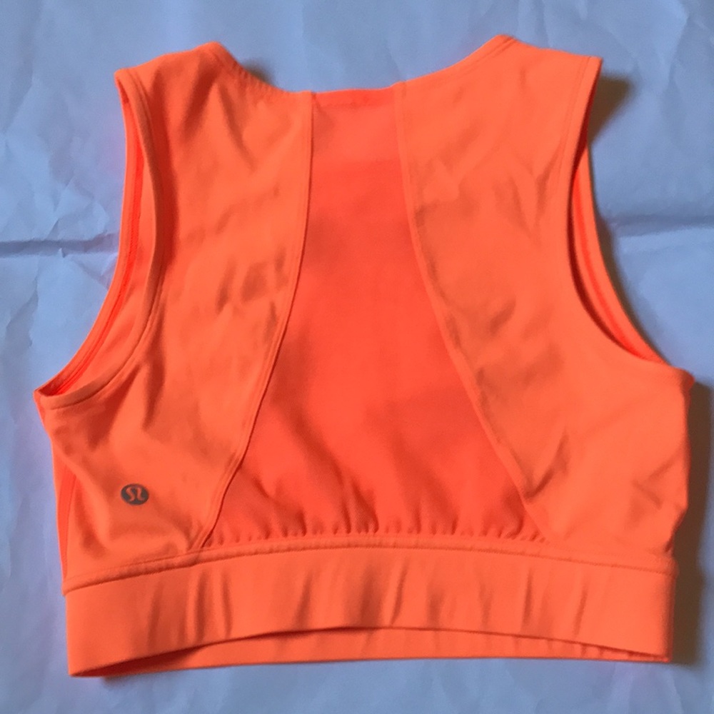 Lululemon crop top - Picture 2 of 5